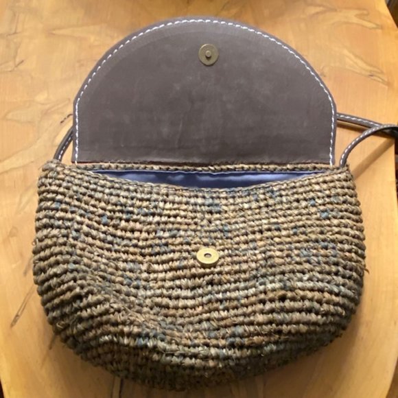 Raffia and Leather Crossbody Bag - Picture 3 of 5